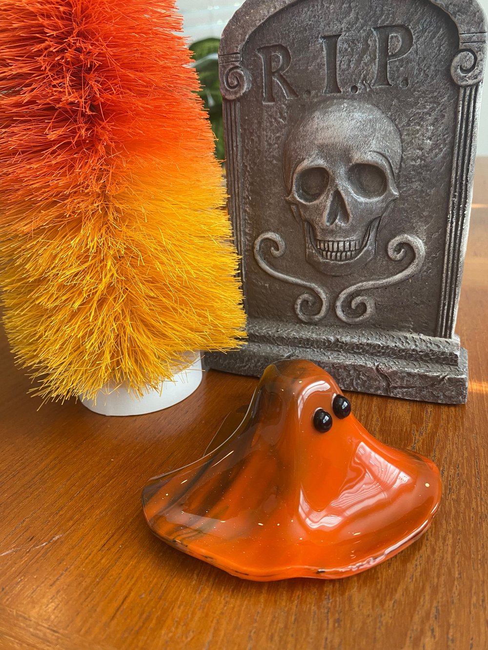 Image of Orange And Black Whispy, Medium