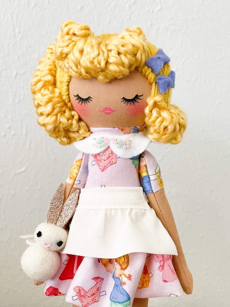 Image of Classic Midi Daisy