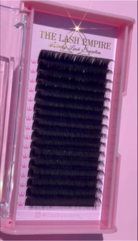 Image 2 of Classic lashes .15 D