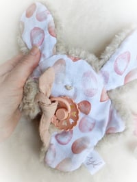 Image 4 of Inséparable Œufs pastels et sa Lune 🥚