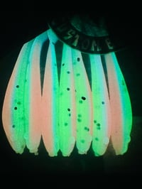 Image 1 of Tri Glow Minnow #2 7 pcs (Premium)