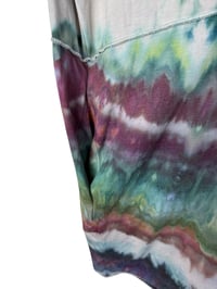 Image 7 of 3XL Drapey 3/4 Sleeve Cardigan With Pockets in Earthy Rainbow Agate Ice Dye