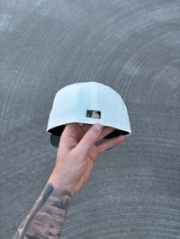 Image 6 of CAMO VISOR TWO TONE BOSTON RED SOX CUSTOM FITTED CAPS 