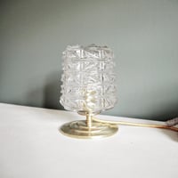 Image 2 of Lampe à poser en verre ciselé