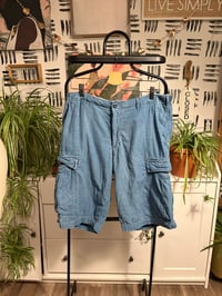 Image 3 of Gap cargo 