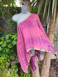 Image 9 of Poncho Woodstock Top -free size PINKs