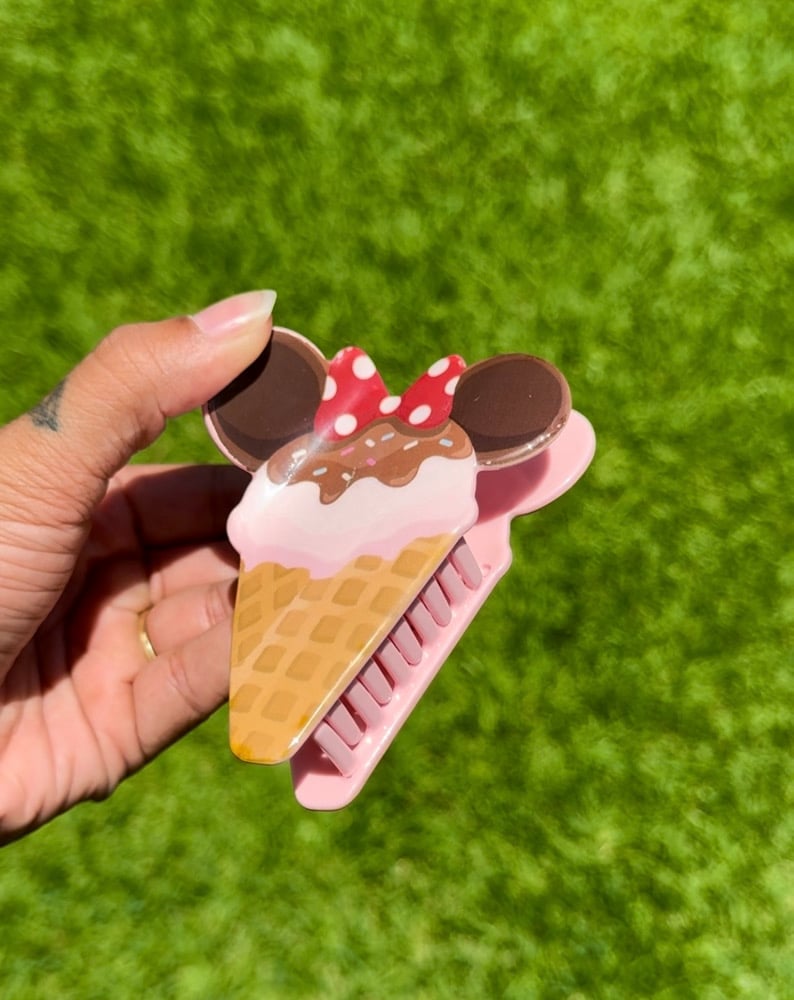 Image of Magical Ice Cream Claw Clip