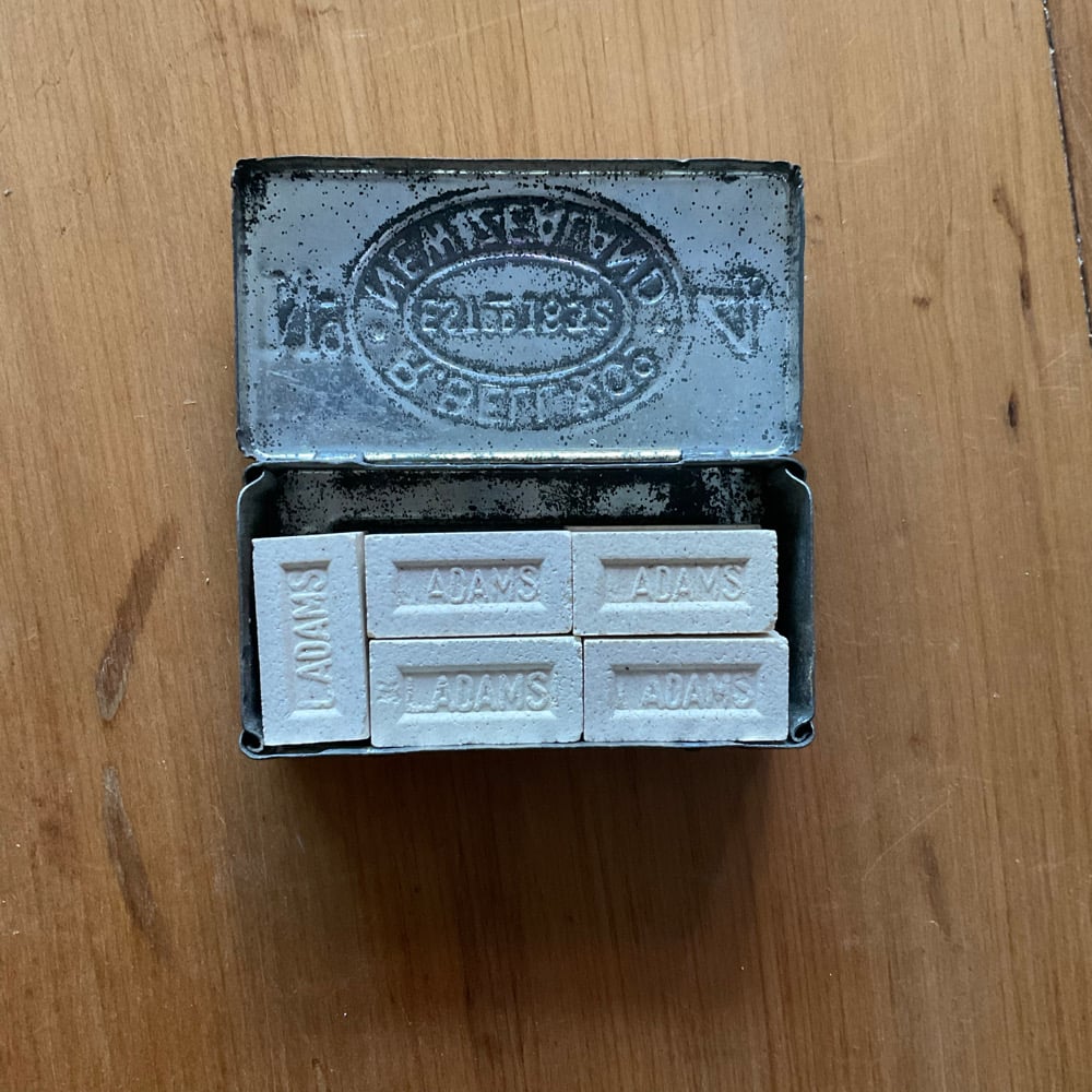 Image of Kiddibricks (white) & Vesta Tin