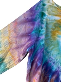 Image 6 of M Cotton Woven Forager Top in Tropical Spiral Ice Dye