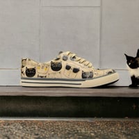 Image 4 of Dogo Sneaker Monochrome Cats