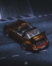 Image 15 of RLC PORSCHE 911 TARGA TURBO CUSTOM
