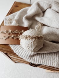 Image 5 of Caramel bows