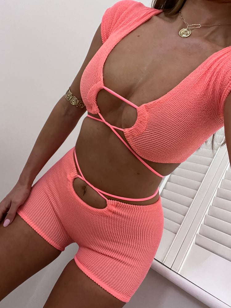 Image of Peach Crinkle Strappy Wrap Ties Shorts Co-Ord