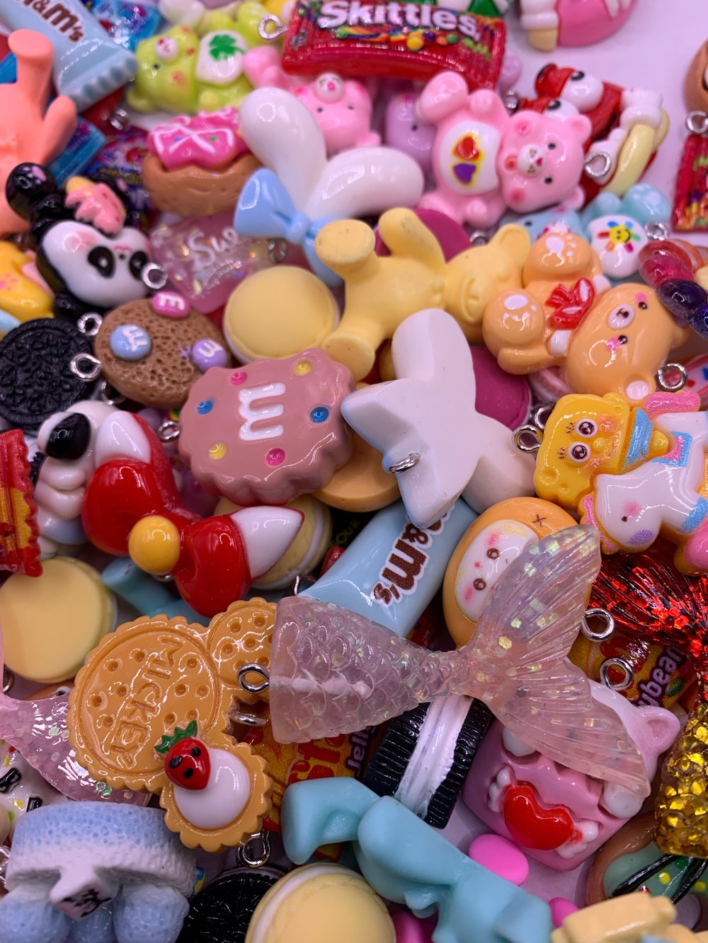 Image of Fun charms (50)