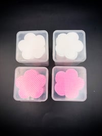 Image 2 of Glue Wipes 