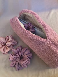 Image 4 of Kosmetyczka Baranek SMOKY ROSE - na prostownicę, lokówkę i akcesoria do włosów