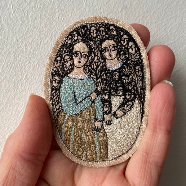 Image of sisters larger portrait brooch - embroidery artwork