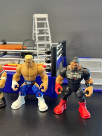 Image 3 of Knuckle Crunchers loose set