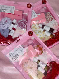 Image 1 of I FEEL PRETTY BUNDLES| TEENS EDITION