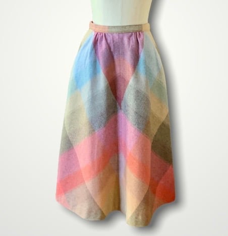 Boobie Brooks Wool Skirt XS