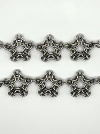 Image 4 of Daisy Chain Bracelet