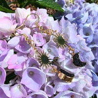 Image 2 of Day & Night 