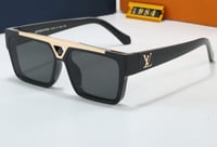 Black love sunglasses 