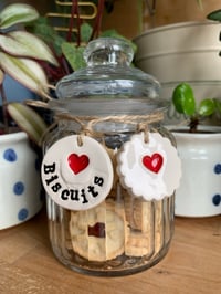 Image 2 of Ceramic Cookies or Jammie Dodger style Biscuits tag