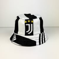 Image 1 of Juventus Bucket Hat [#2]