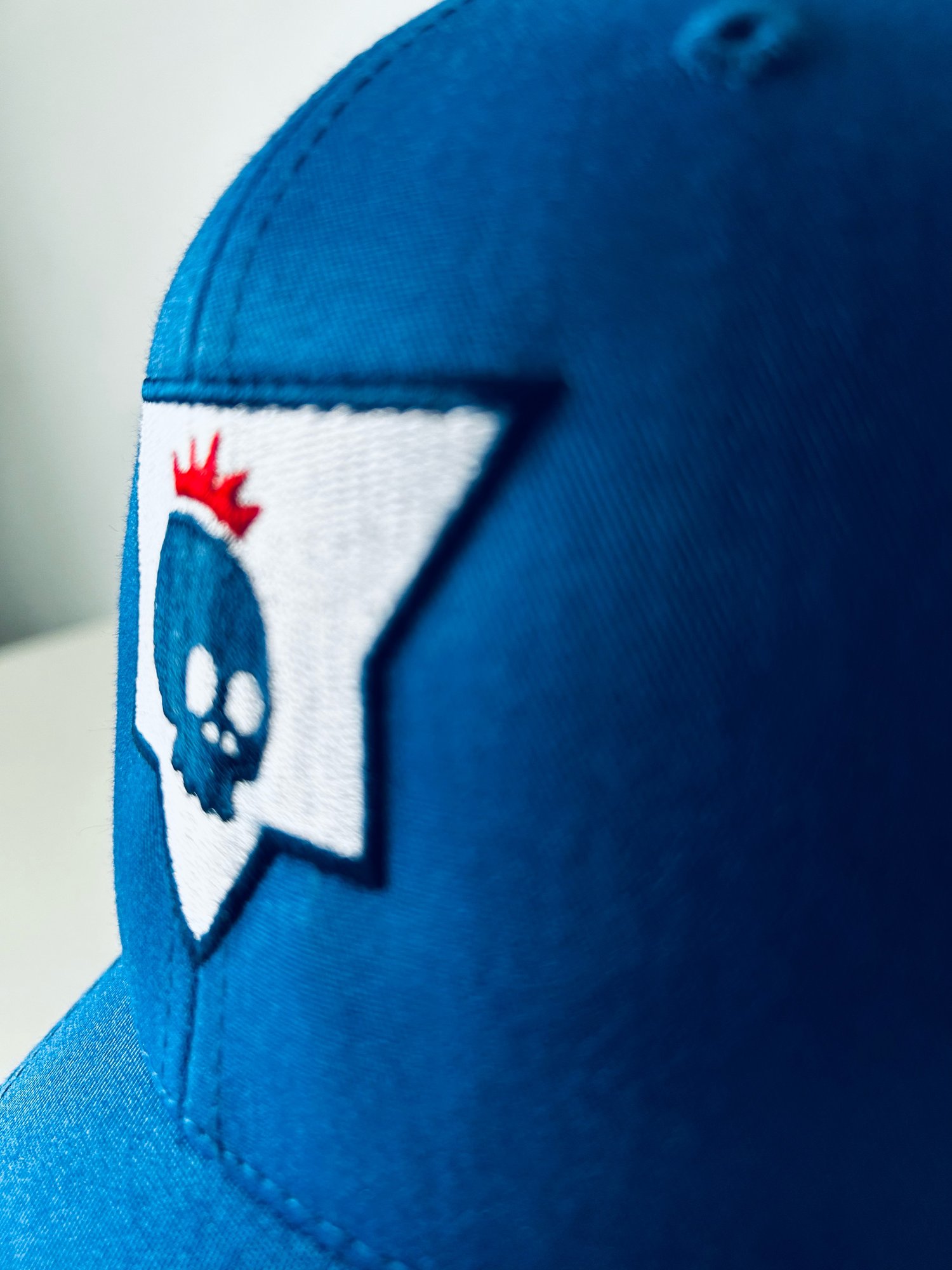 Image of Bony's Lucky Trucker Royal/White