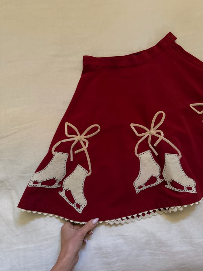 vintage 90s GAP ice skater skirt