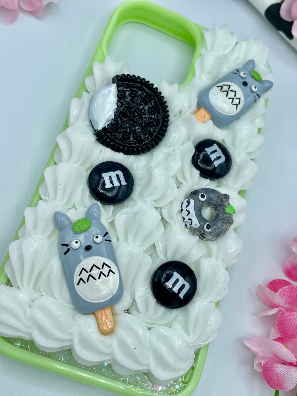 Image of iPhone 13 mini - T o t o r o Decoden Case