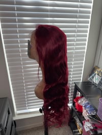 Image 2 of 26 inch body wave 99j wig 