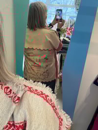 Image 14 of Daisy shirt, red (one size)