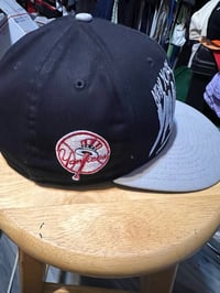 Image 2 of New York Yankees SnapBack Big Logo Hat