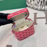 Image 21 of Goyärd Vanity Case