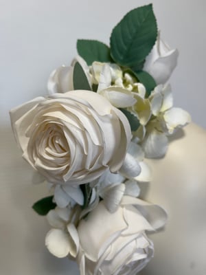 Image of Ivory  roses headpiece 