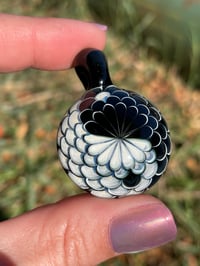 Image 4 of classic Yin&Yang 