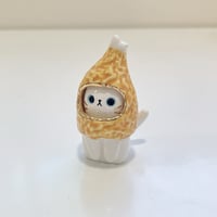Image 2 of White cat with chicken drumstick ceramic figurine