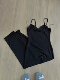 black fitted dress (sz med) 