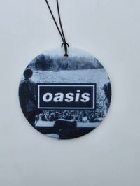 Image 1 of Oasis. Smells like Supersonic