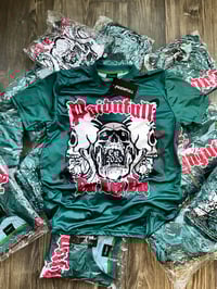 Green skully t shirt