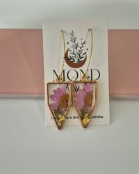 Pink Pressed Flower Resin Earrings 