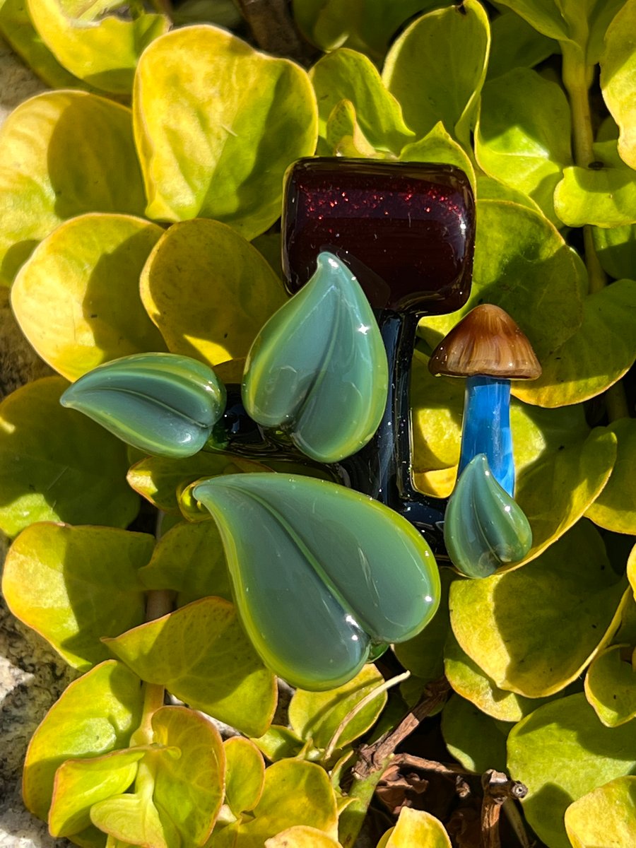 Image of Green Leaved Mini Mushroom Pendant