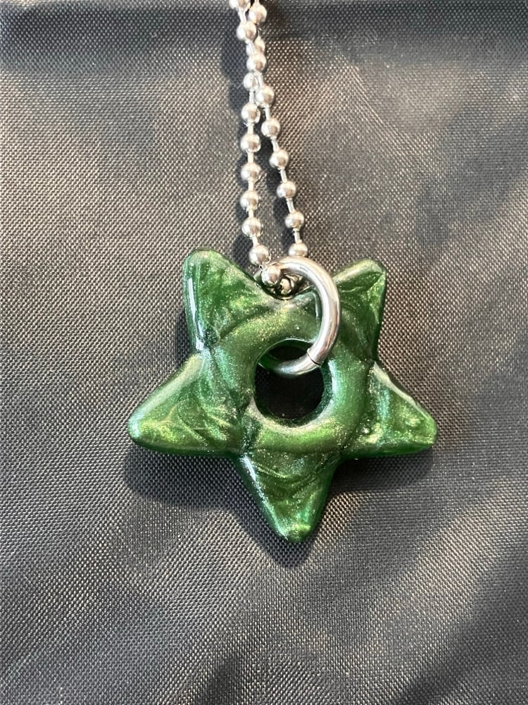 Image of green stardust