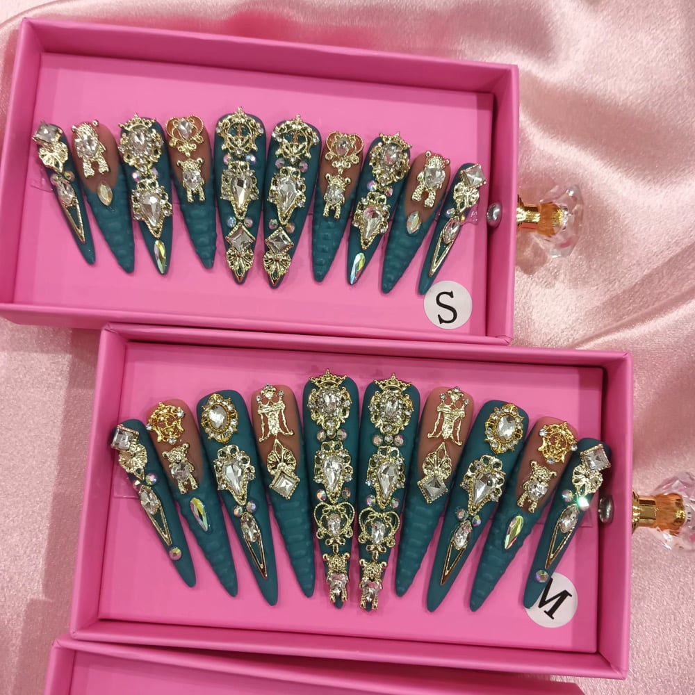 Image of pick from option 1-25 acrylic press on nail set