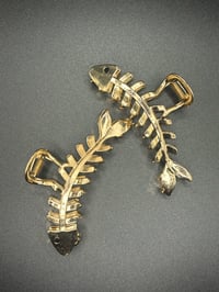 Image 1 of Shark-Hair Clip