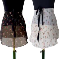 Image 1 of Black or White   Christmas candy cane 