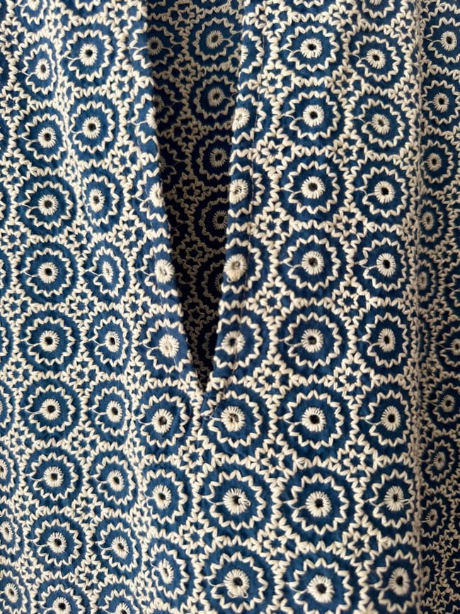 BLUE BRODERIE ANGLAISE SHORT KAFTAN