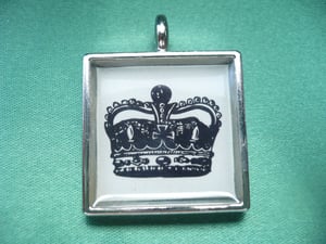Image of The Queen's Crown